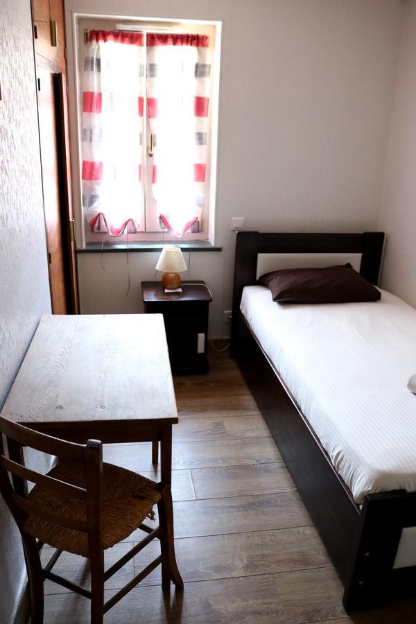 Auberge Saint Martin La Brigue Екстериор снимка