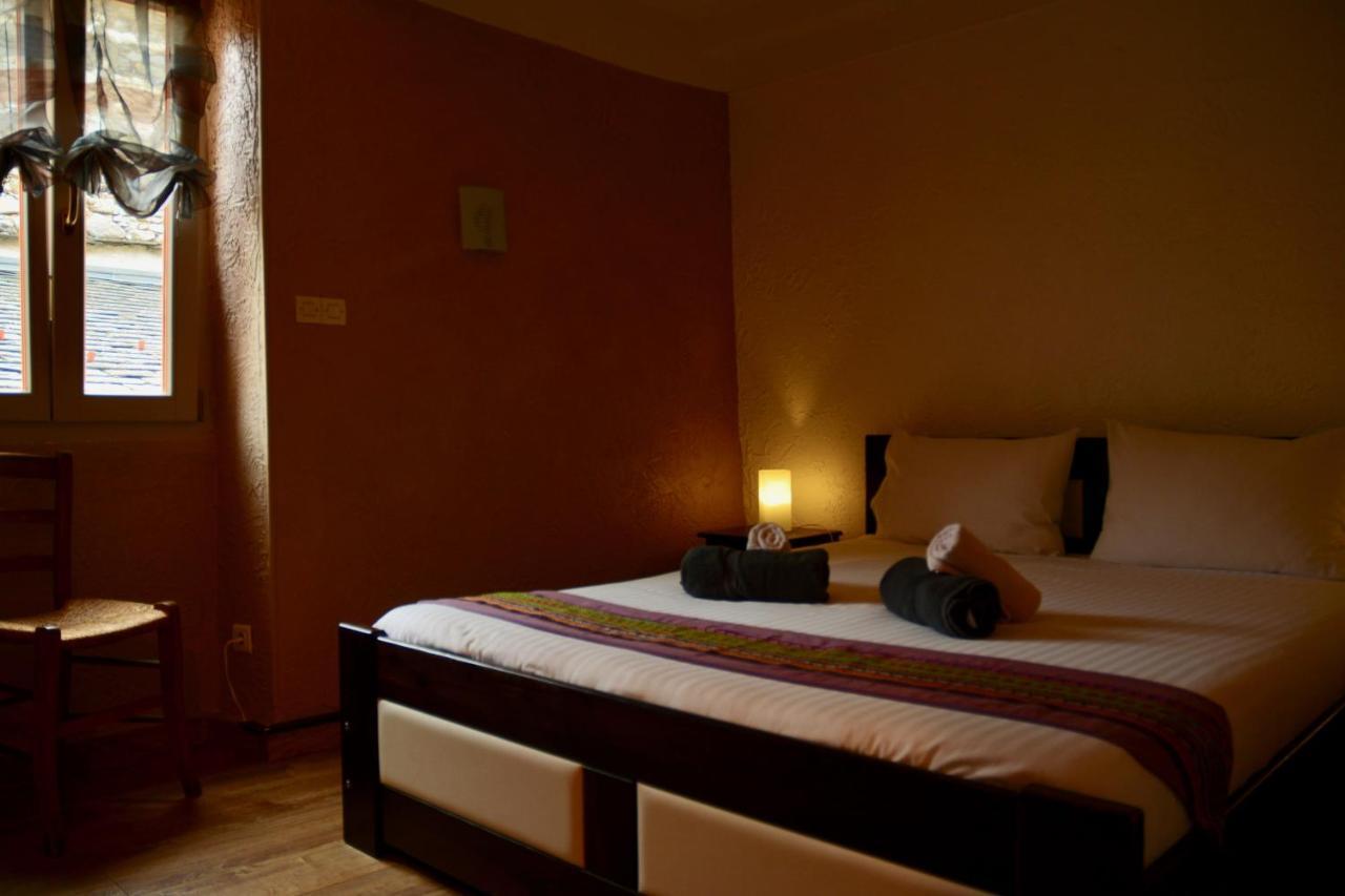 Auberge Saint Martin La Brigue Екстериор снимка